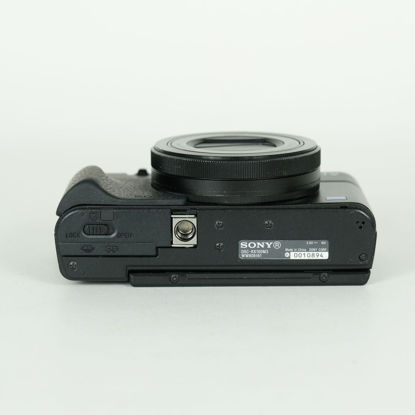 Sony Compact Digital Camera Cyber-Shot Dsc-Rx100M3
