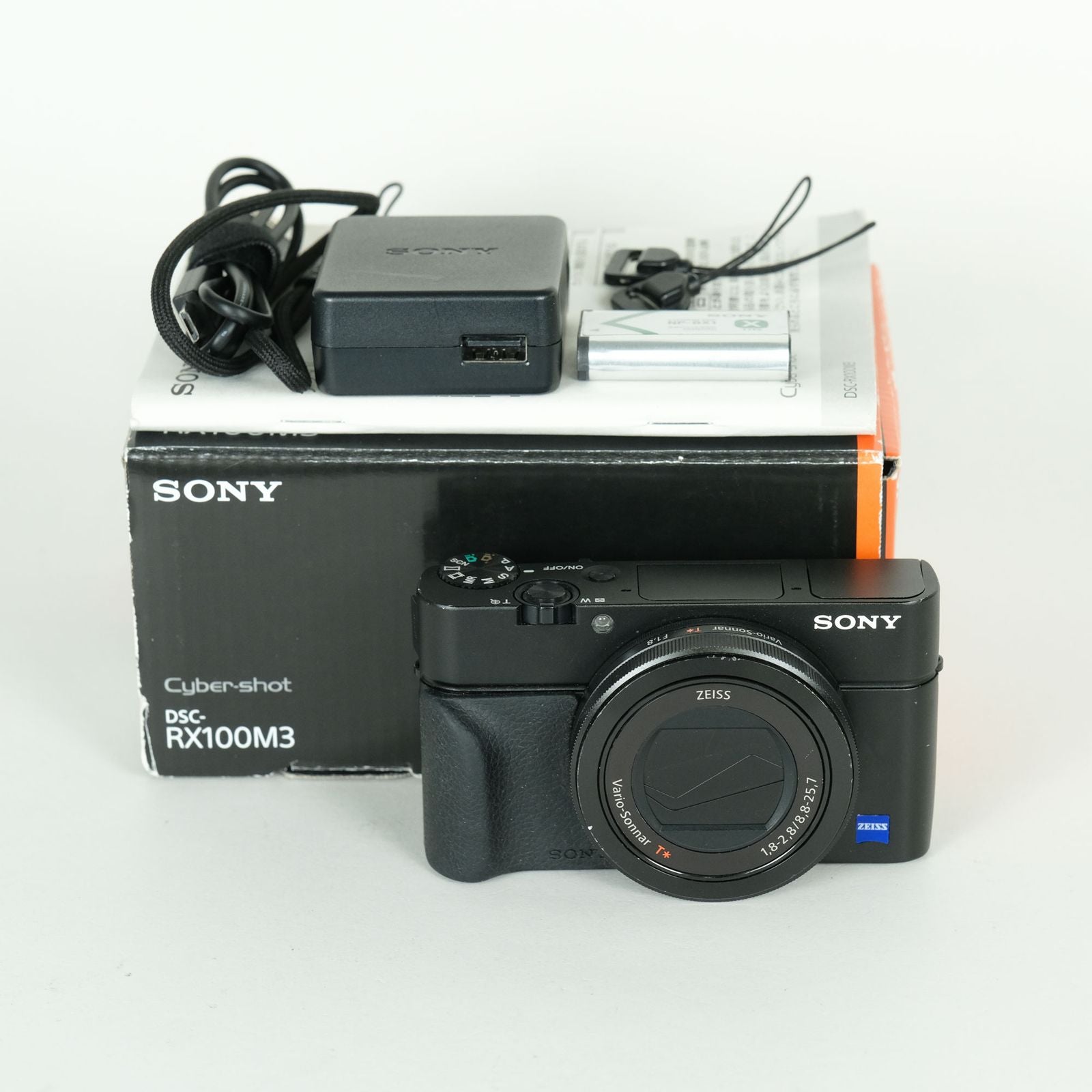 Sony Compact Digital Camera Cyber-Shot Dsc-Rx100M3