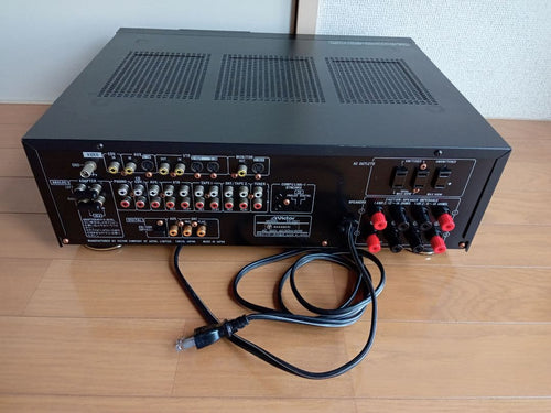 Victor Integrated Amplifiers Ax-Z521