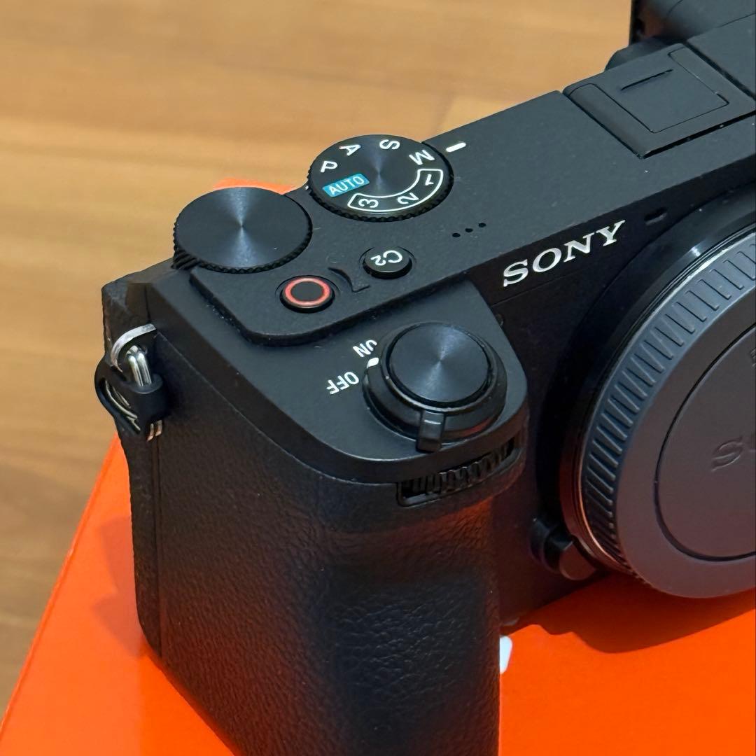 Sony Mirrorless Interchangeable Lips 6700