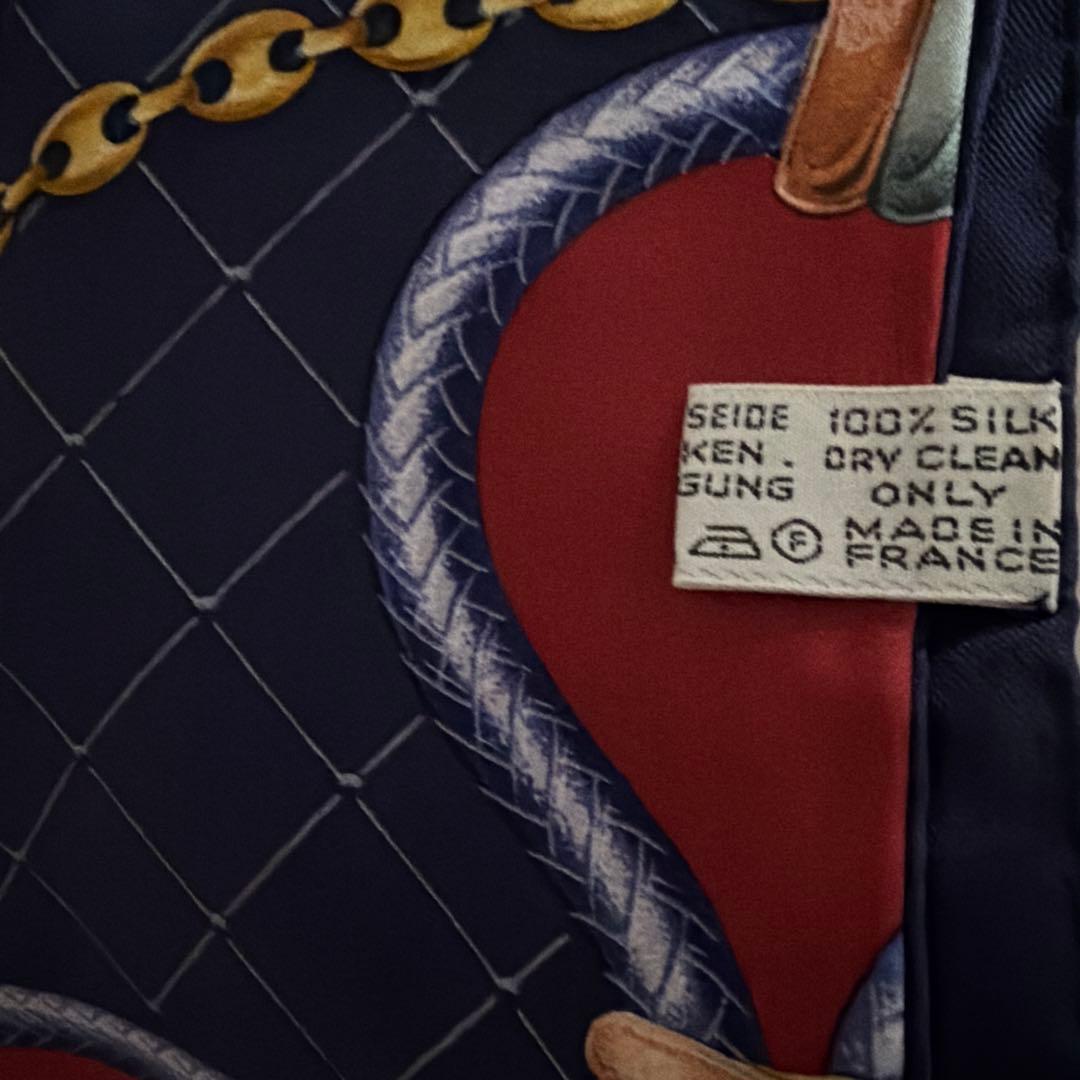 Cartier Bandana Scarf Must De