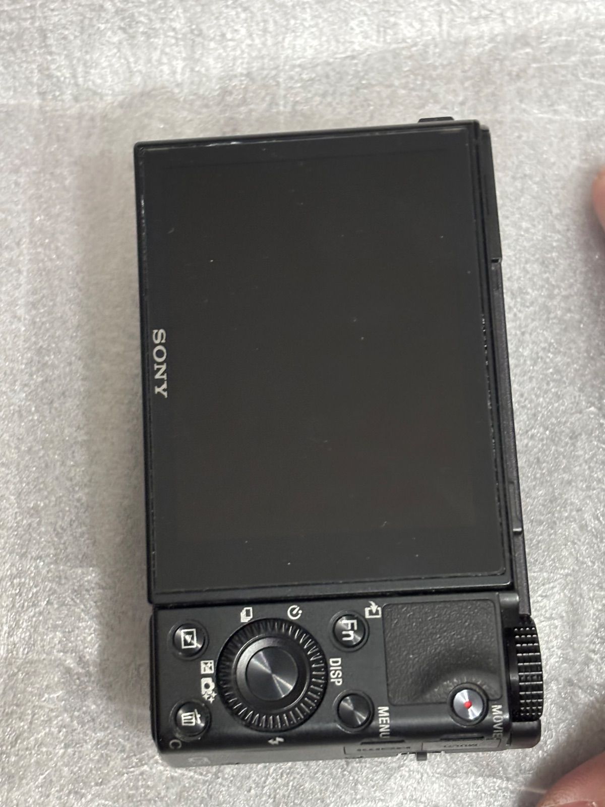 Compact Digital Camera Sony Rx100V (Dsc-Rx100M5) 941