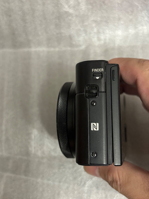 Compact Digital Camera Sony Rx100V (Dsc-Rx100M5) 941