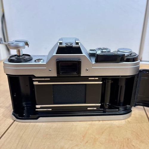 Canon Slr Camera (Film) Ae-1