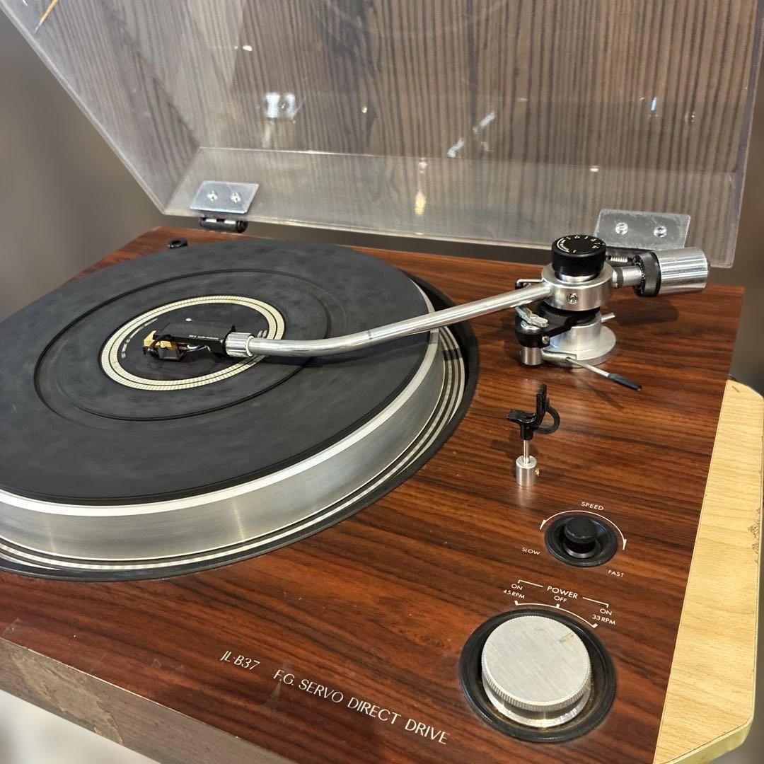 Victor Record Players (Turntables) Jl B37