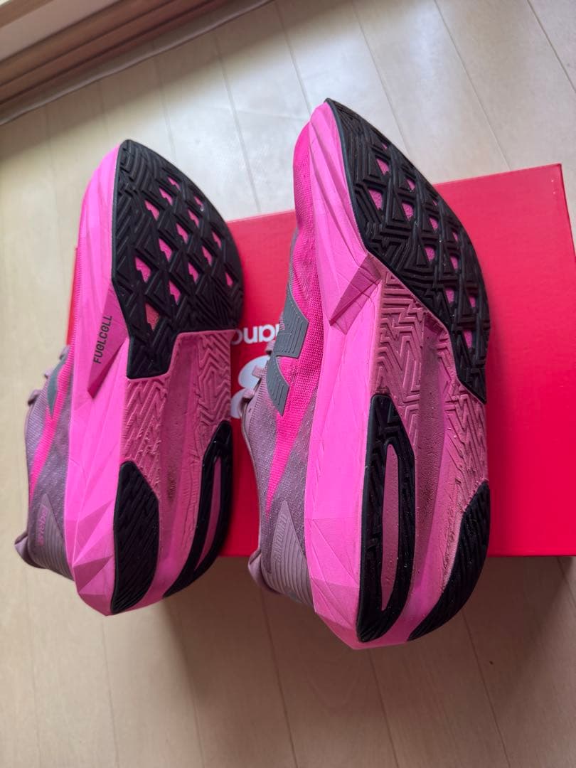New Balance Running Shoes Fuelcell Rebel V5