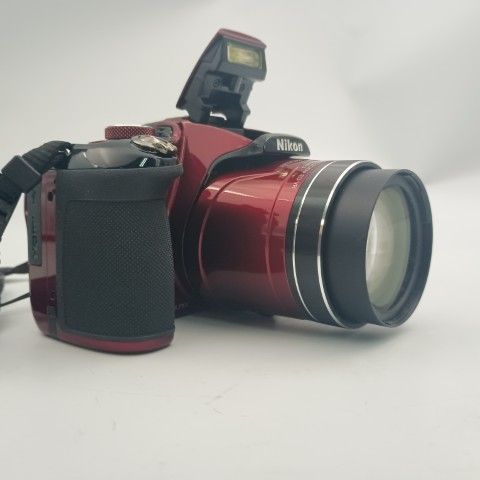 Nikon Compact Digital Camera Coolpix P600 Red