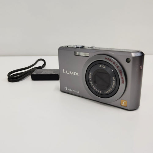 Panasonic Compact Digital Camera F260330-13 Lumix Dmc-Fx100 12 Mega Pixels