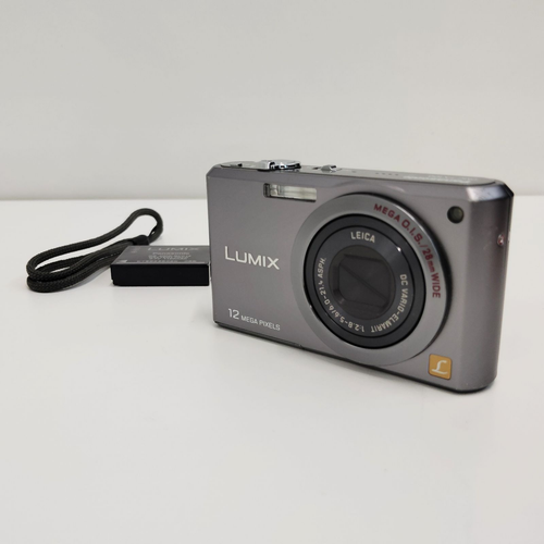 Panasonic Compact Digital Camera F260330-13 Lumix Dmc-Fx100 12 Mega Pixels