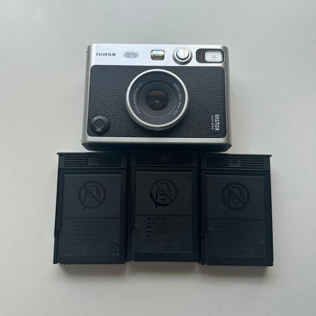 Fujifilm Instant Camera Body Instax Mini Evo, 30 ,Microsd