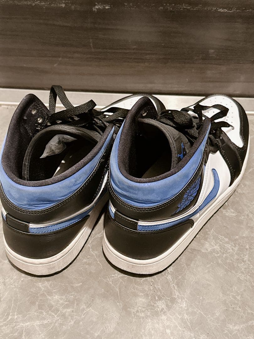 Nike Sneakers Air Jordan 1 Mid Royal