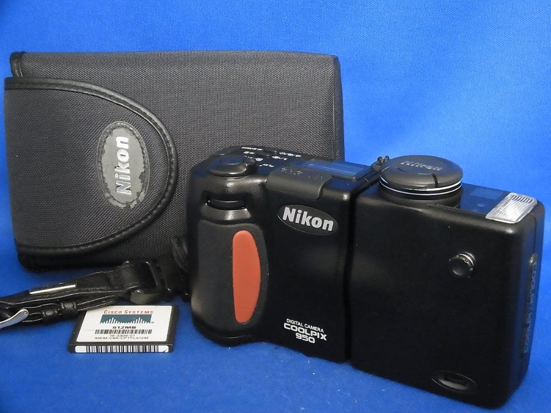 Nikon Compact Digital Camera #3919 Coolpix 950 1999