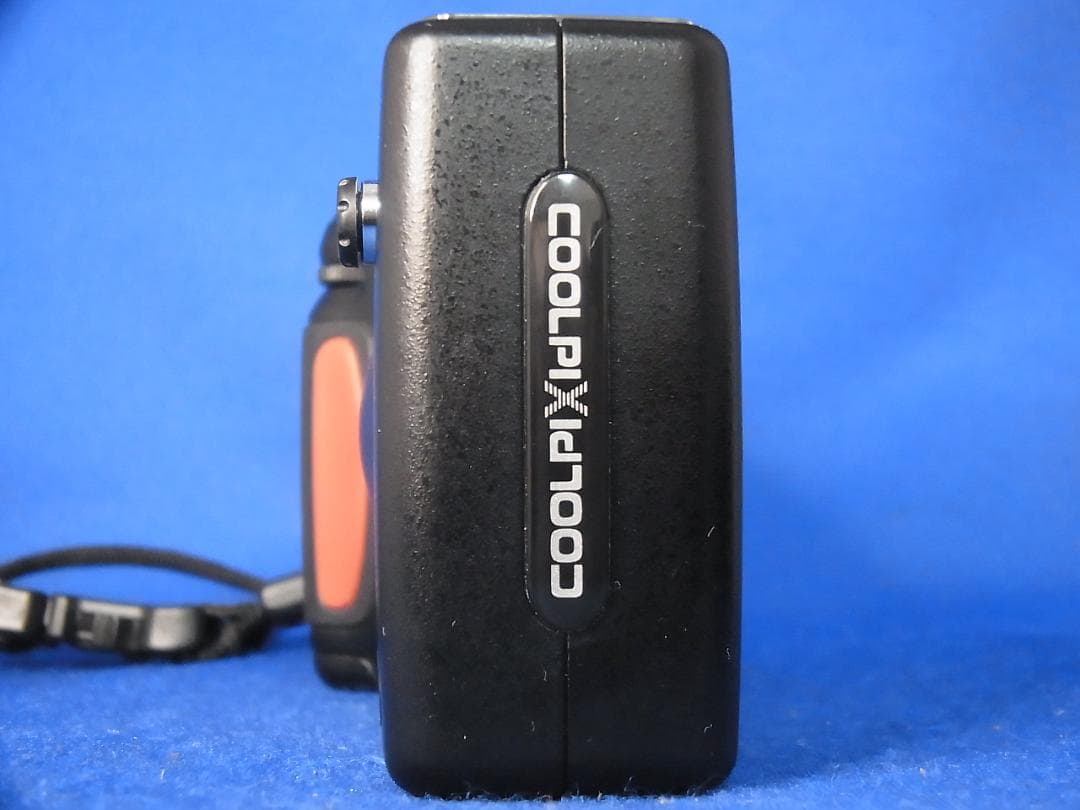 Nikon Compact Digital Camera #3919 Coolpix 950 1999