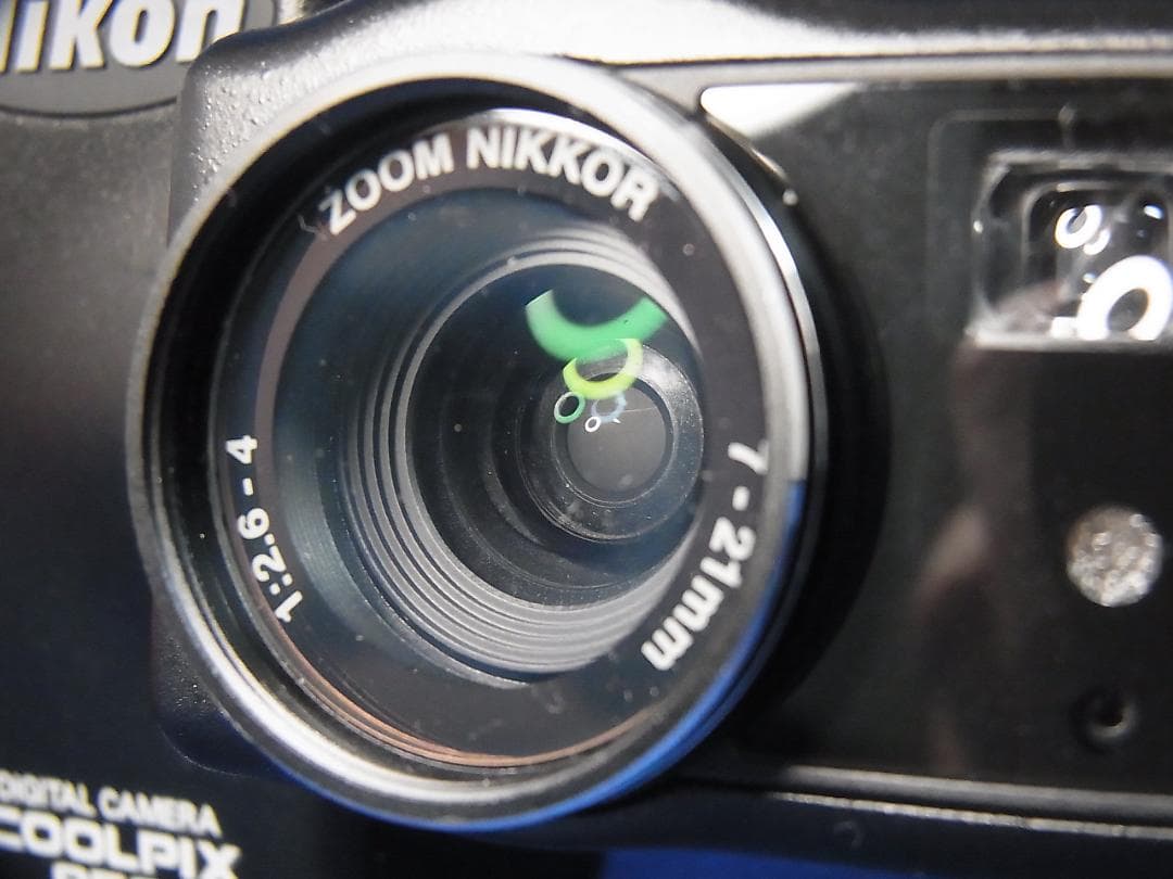 Nikon Compact Digital Camera #3919 Coolpix 950 1999
