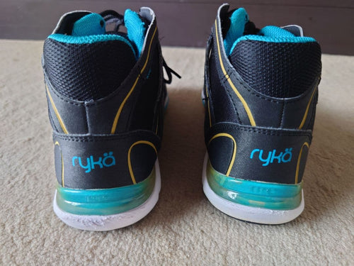 Leica Sneakers Ryka