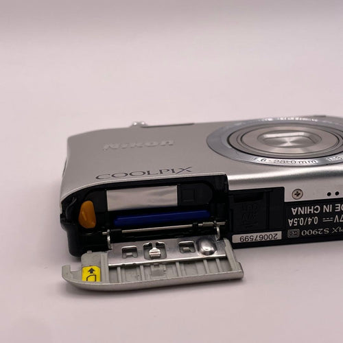 Nikon Compact Digital Cameras Coolpix S2900 Red,