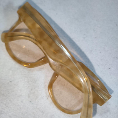 Yves Saint Laurent Sunglasses 690