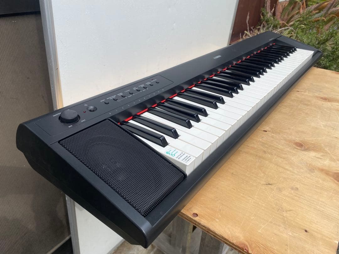Yamaha Keyboard Electronic Piano Np-11 Piaggero