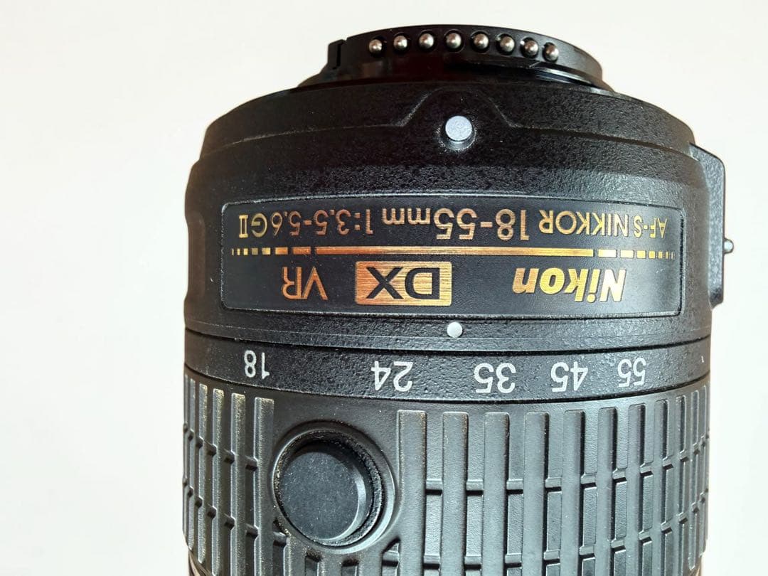 Nikon Zoom Lenses Af-S Dx 18-55Mm F3.5-5.6G Ii