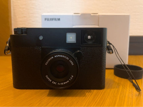 Compact Digital Camera Fujifilm X-Half 64Mb