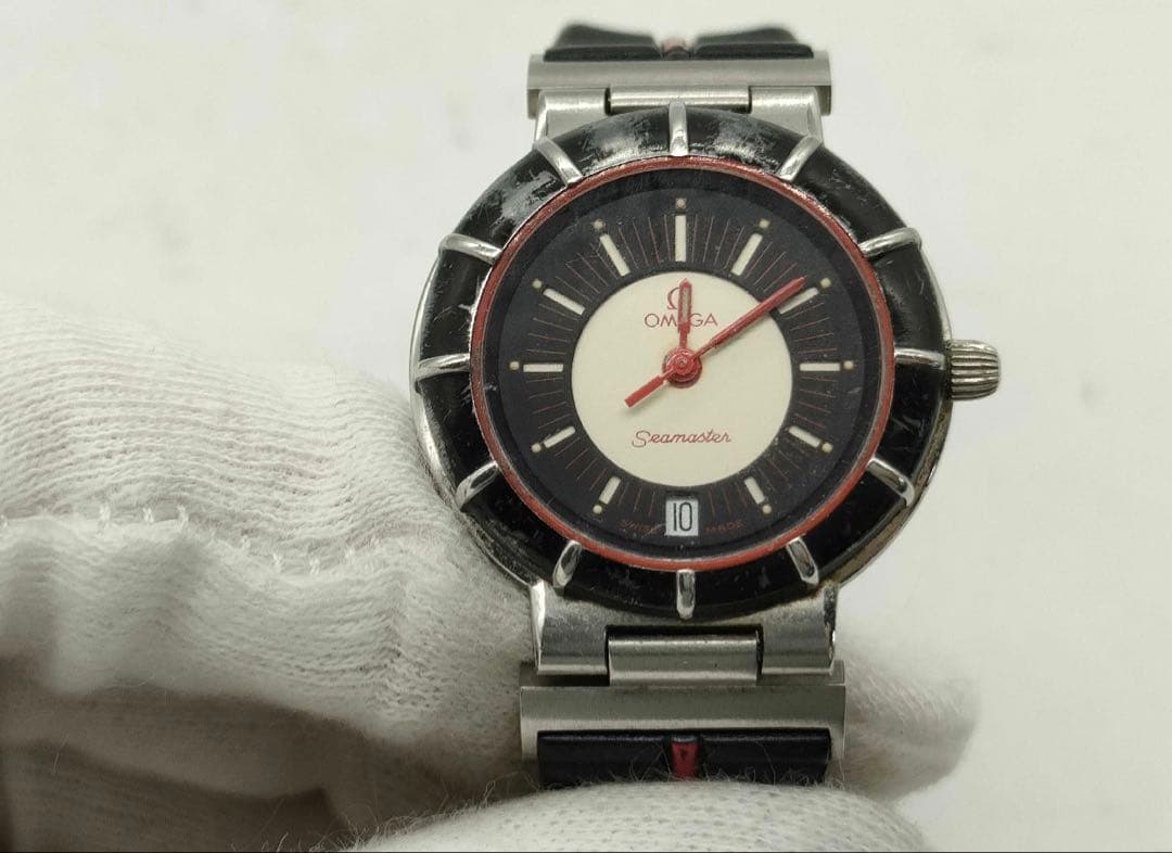 Omega Hand-Wound Watches Seamaster Dynamic Quartz