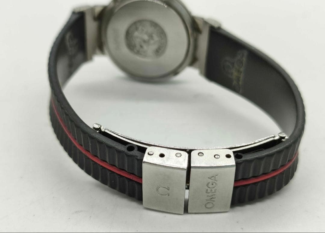 Omega Hand-Wound Watches Seamaster Dynamic Quartz