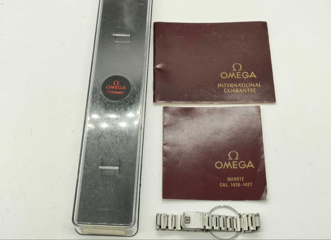 Omega Hand-Wound Watches Seamaster Dynamic Quartz
