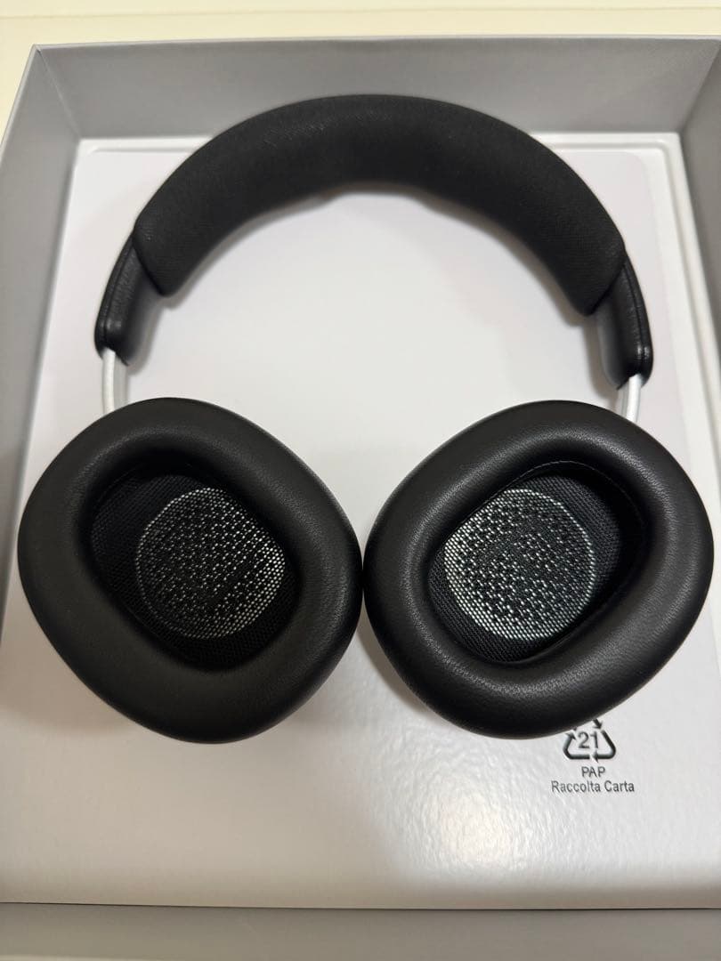 Bang Olufsen Wireless Headphones Bang&Olfsen Beoplay H100
