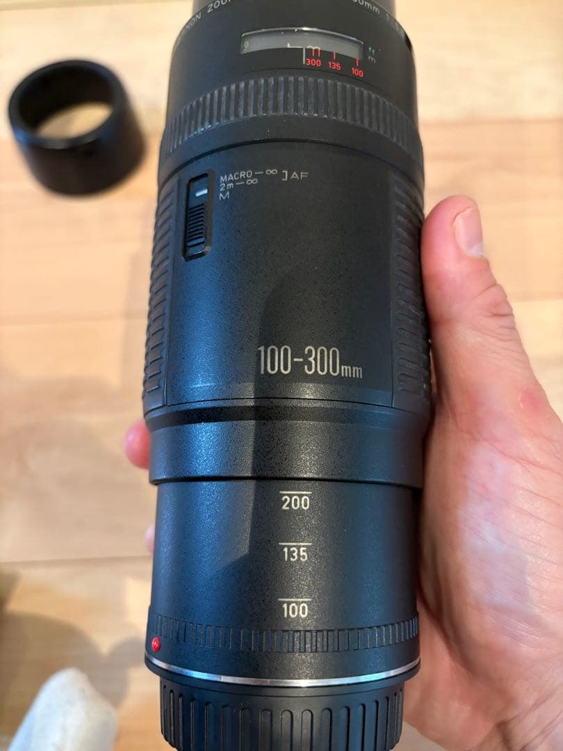 Lens (Zoom) Canon Ef 100-300Mm F5.6 L