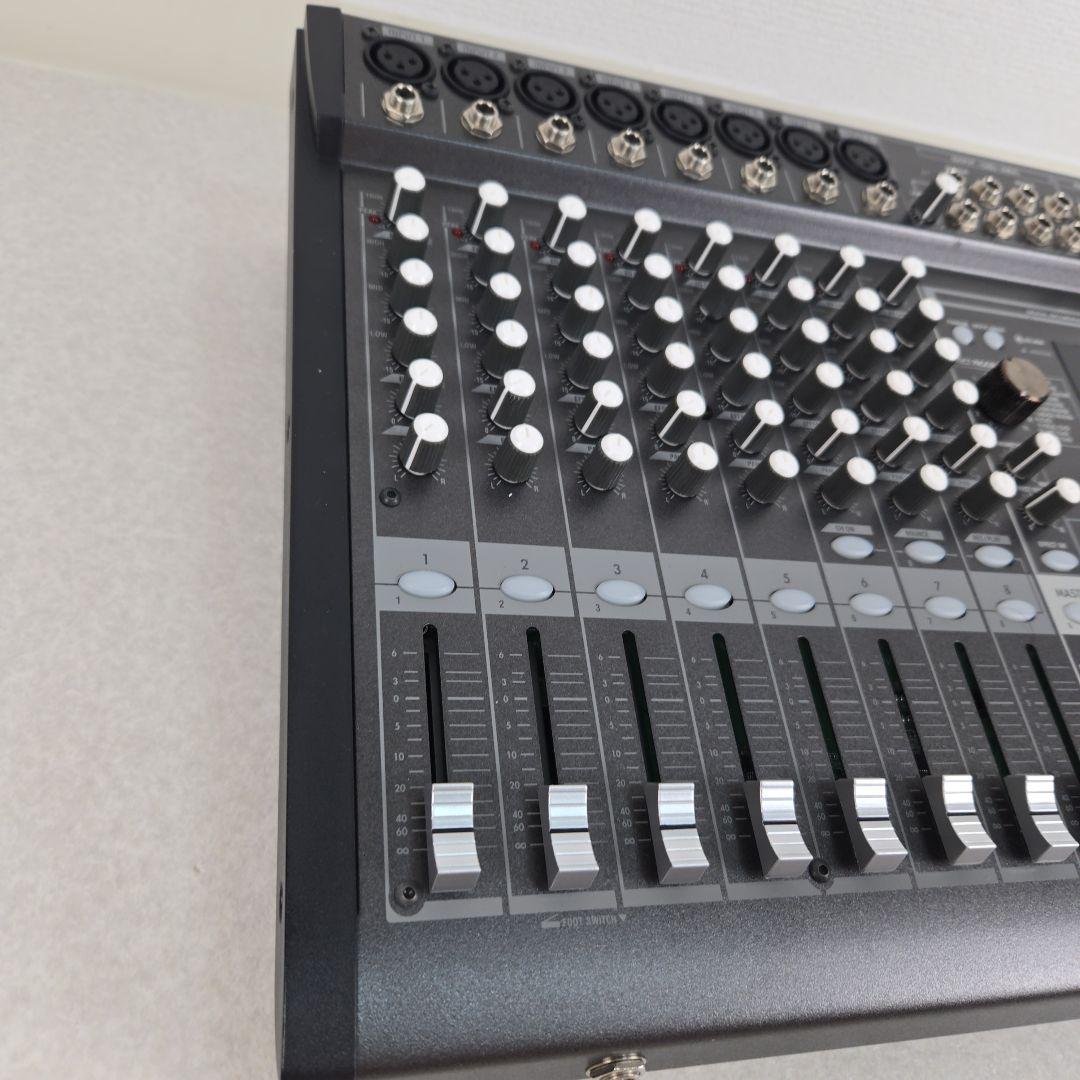 Multitrack Recorders Korg D888