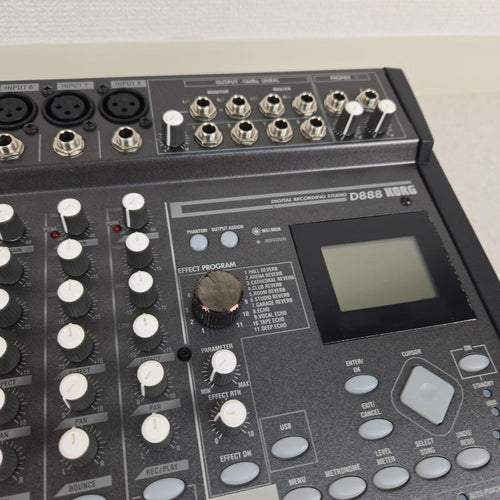 Multitrack Recorders Korg D888