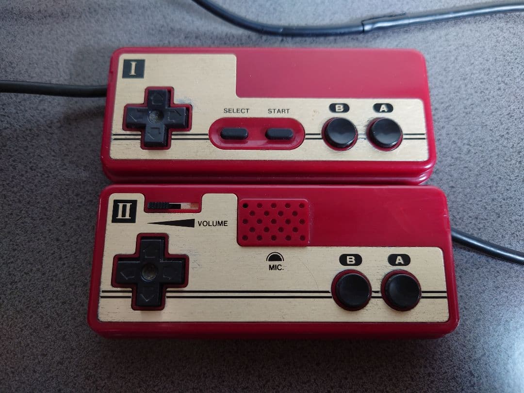 Famicom Body (Nintendo Switch)
