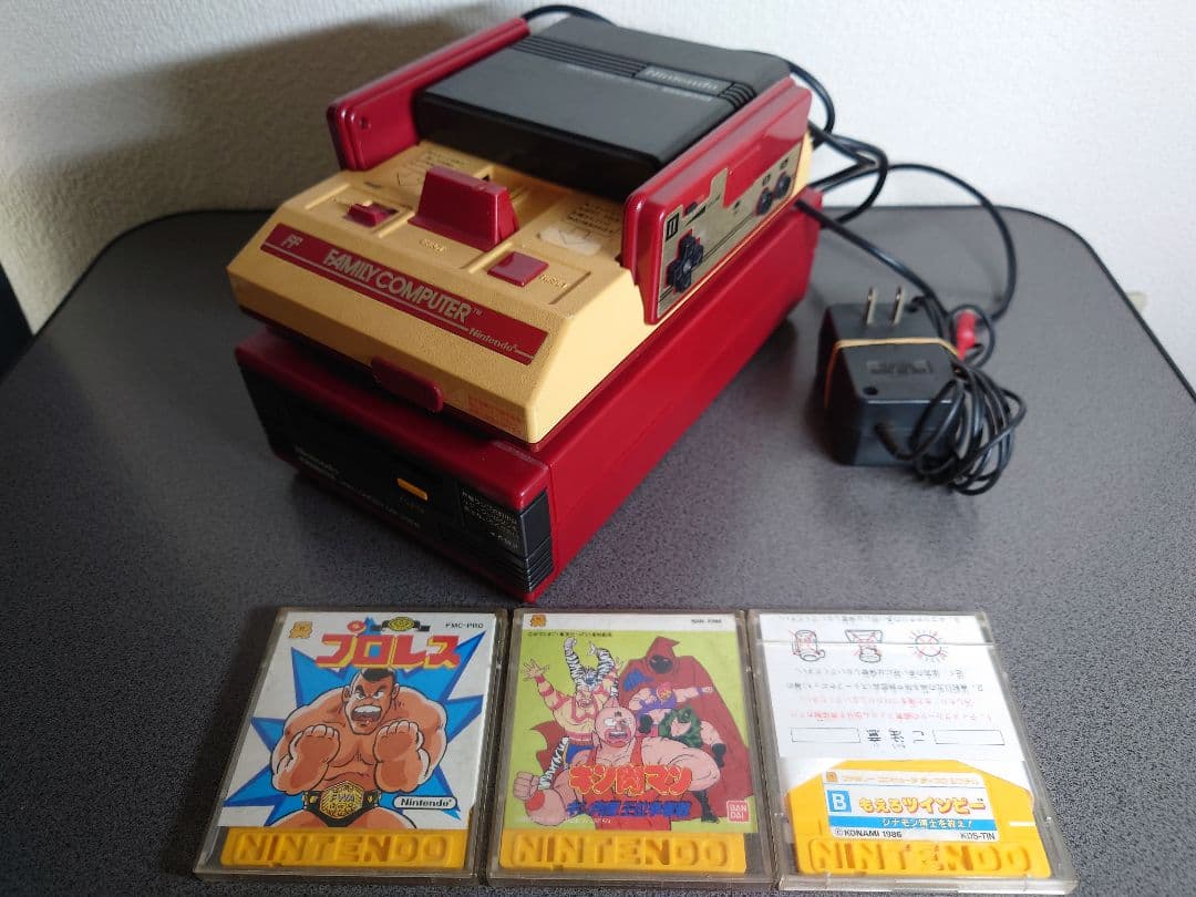 Famicom Body (Nintendo Switch)