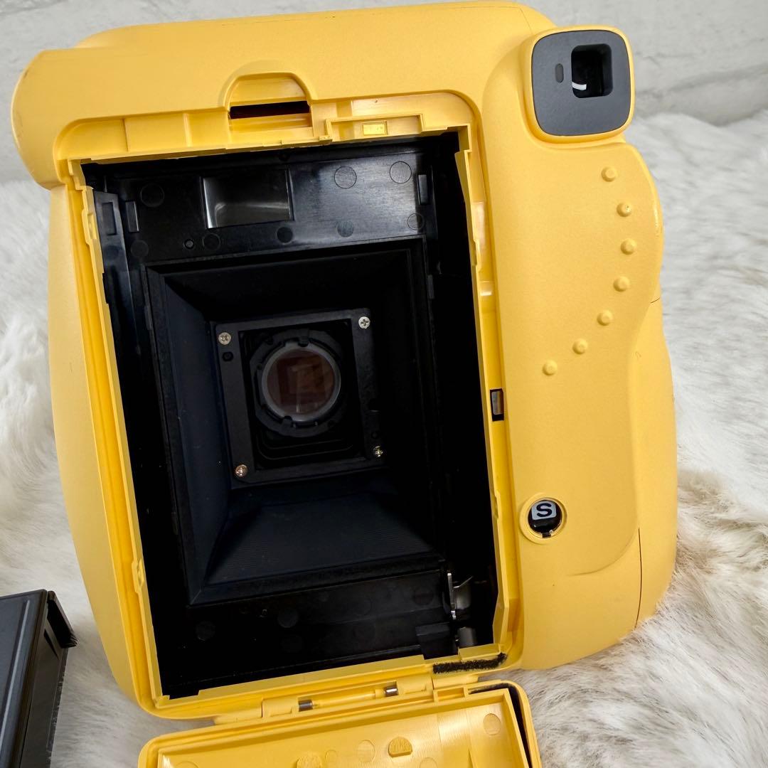 Fujifilm Instant Cameras Instax Mini 8 Minion