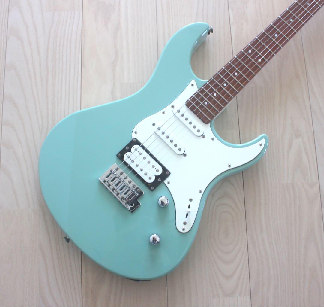 Yamaha Electric Guitars Pacifica Pac112