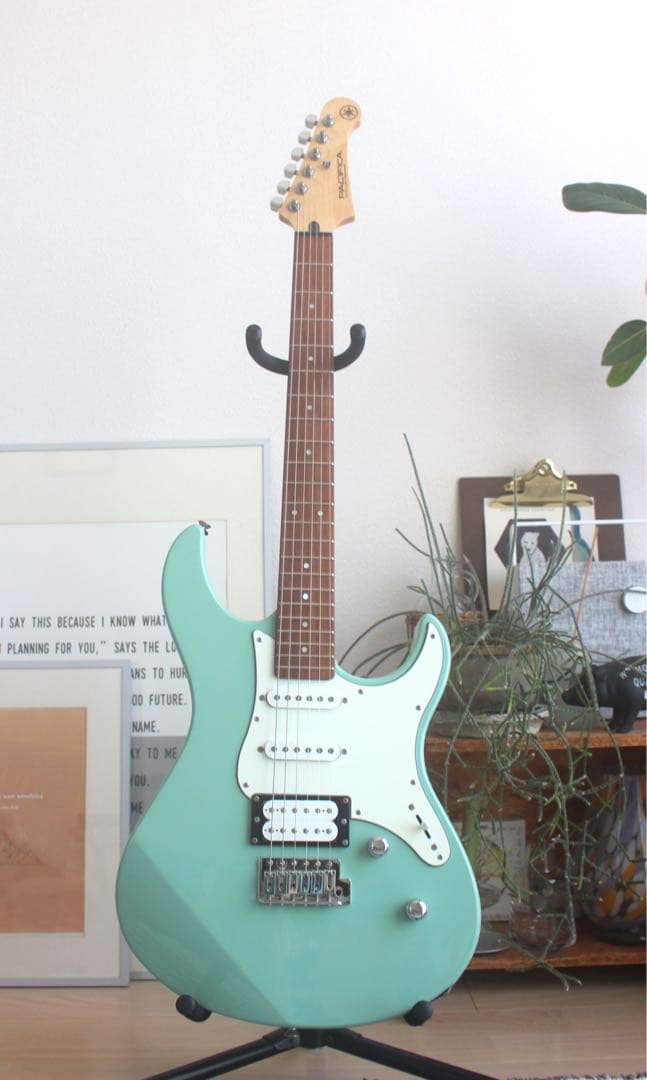 Yamaha Electric Guitars Pacifica Pac112