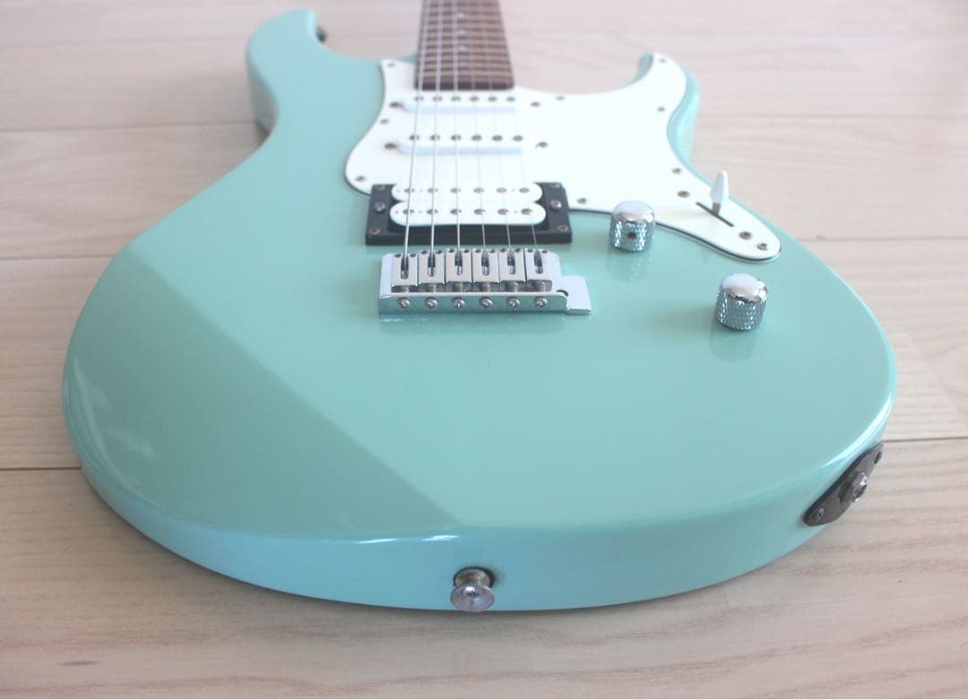 Yamaha Electric Guitars Pacifica Pac112