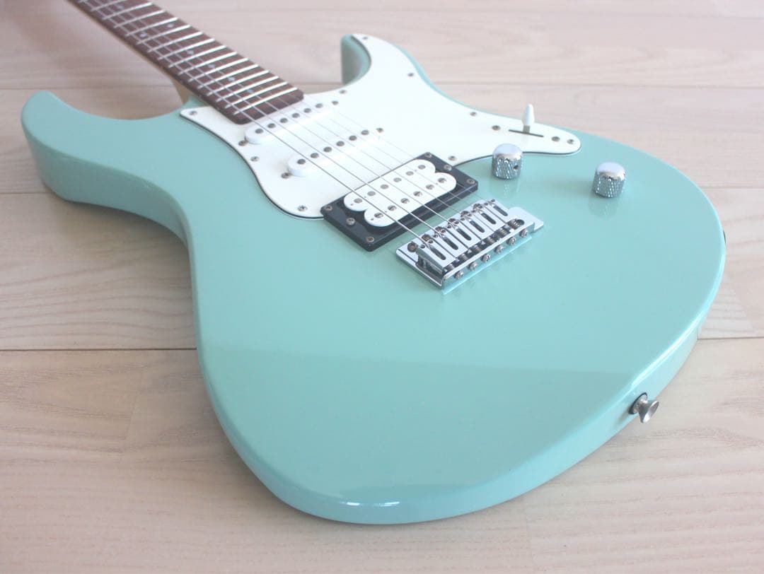 Yamaha Electric Guitars Pacifica Pac112