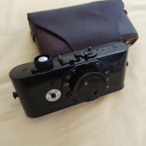 Leica Slr Camera (Film) 50