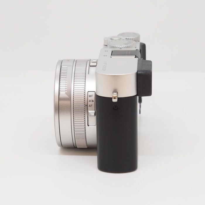 Leica Compact Digital Camera 19116 D-Lux7