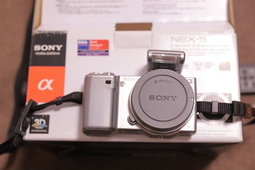 Compact Digital Camera Sony Nex5D