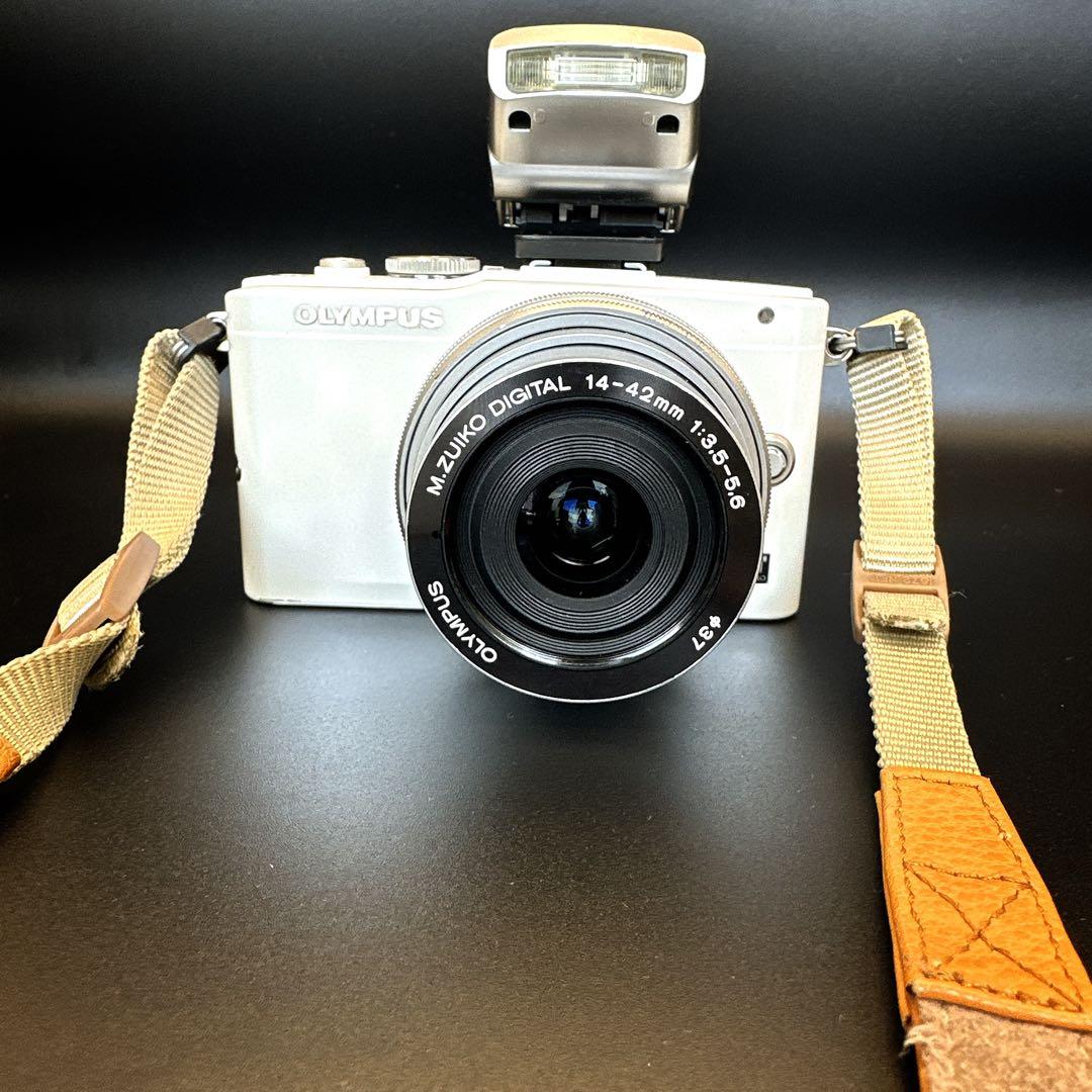 Olympus Mirrorless Interchangeable Lips Pen E-Pl6