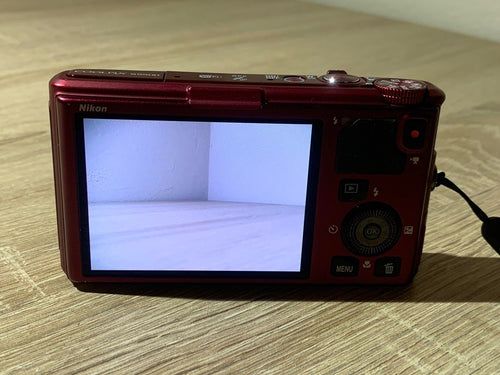 Compact Digital Camera 9953 Nikon Coolpix S9500