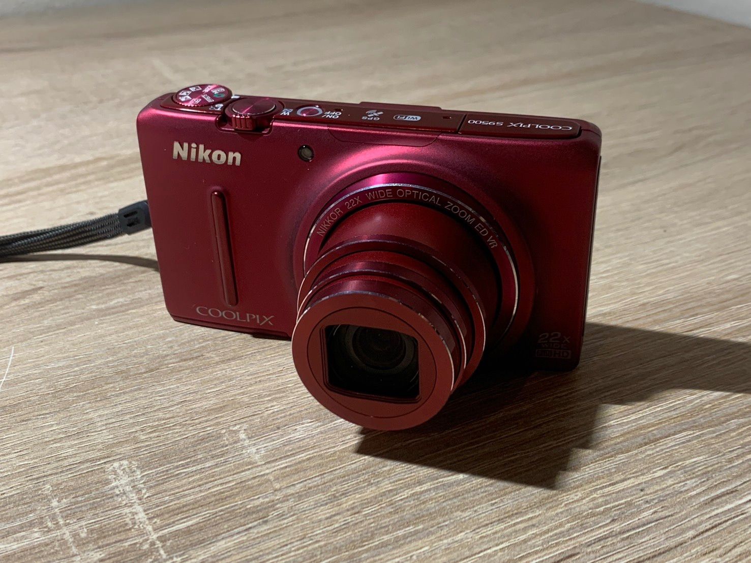 Compact Digital Camera 9953 Nikon Coolpix S9500