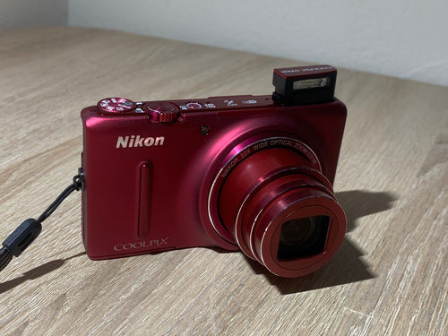 Compact Digital Camera 9953 Nikon Coolpix S9500