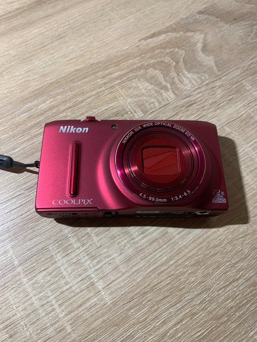 Compact Digital Camera 9953 Nikon Coolpix S9500