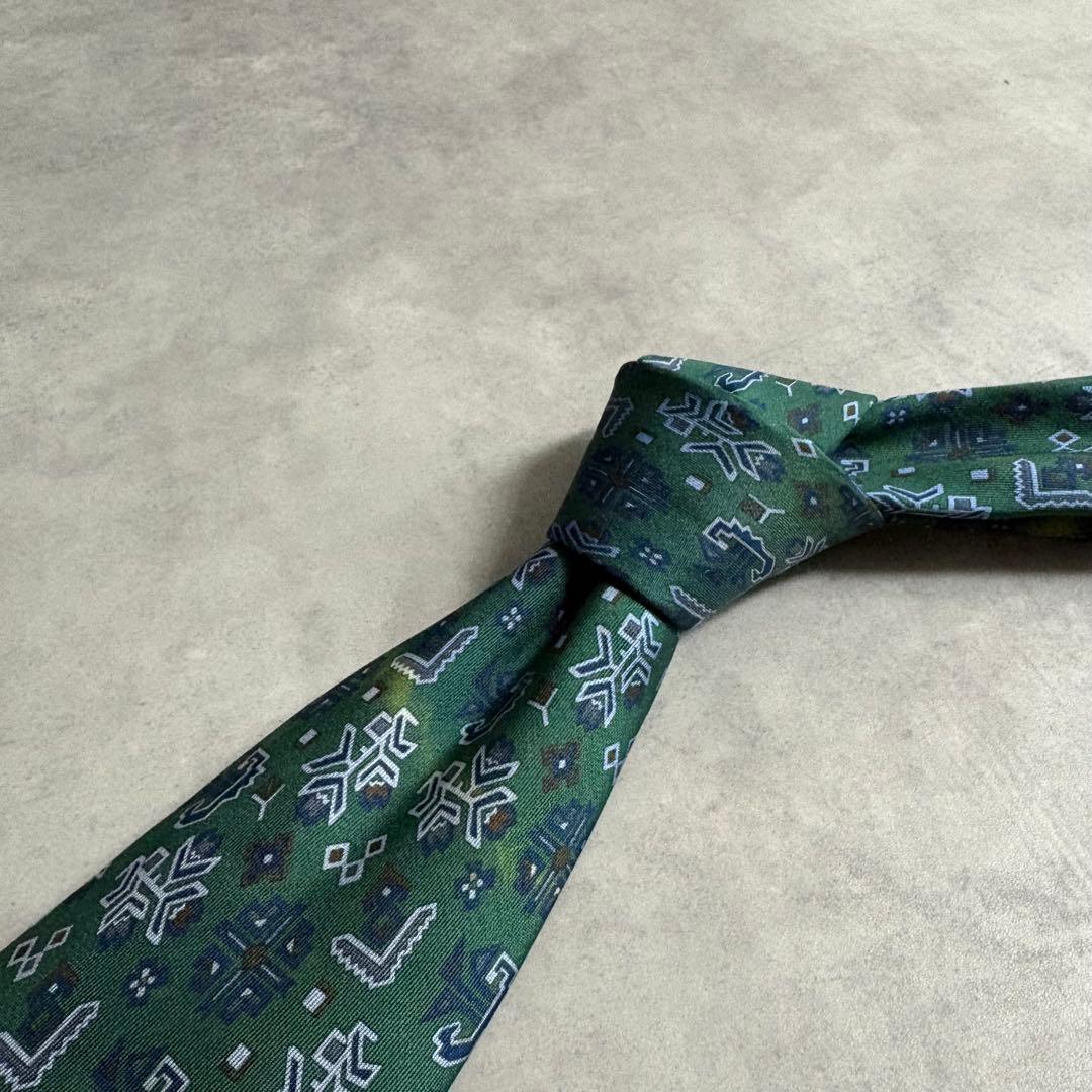 Tiffany Ties Co. 100% A123