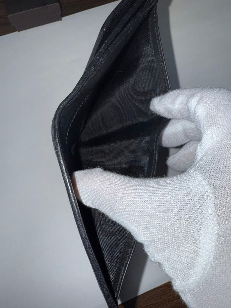 Gucci Bi-Fold Wallet