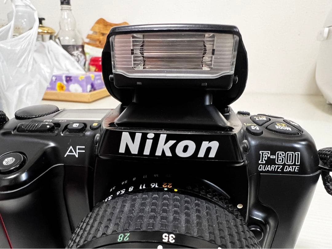 Nikon Slr Camera (Film) F-601 Af