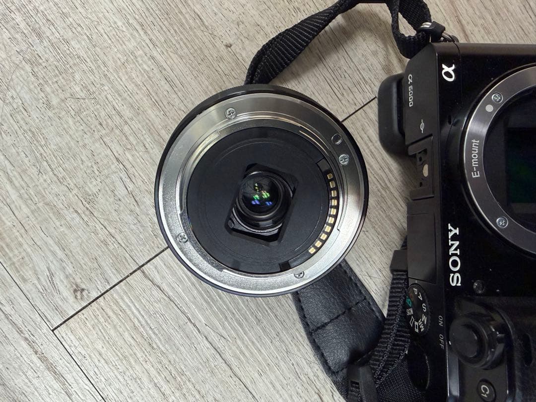 Sony Mirrorless Interchangeable Lens Cameras 6000 E 16-50Mm